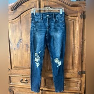 Women’s American Eagle jeans. Size 4. 360 Next Level Stretch.